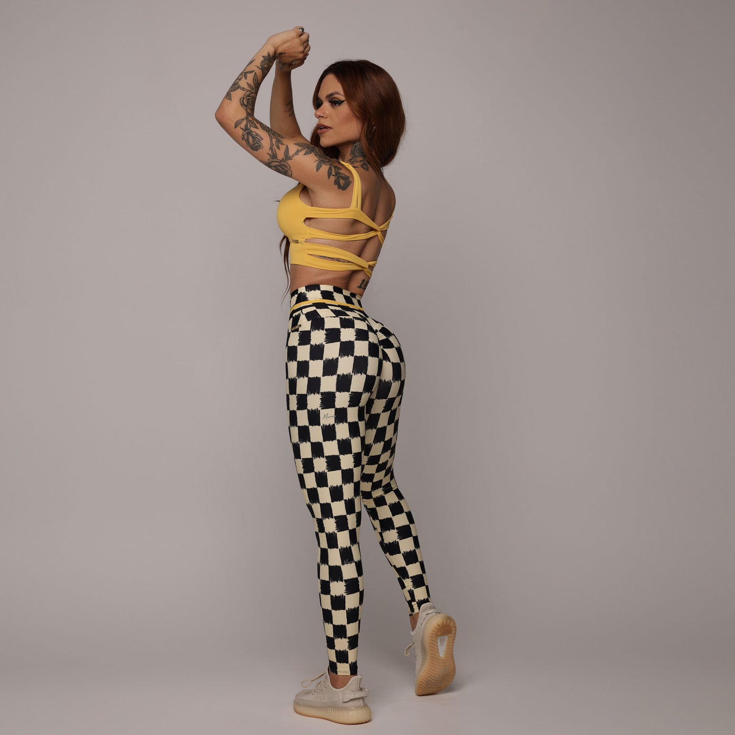 High Speed Legging Brasileño Scrunch & Crop Top Amarilla