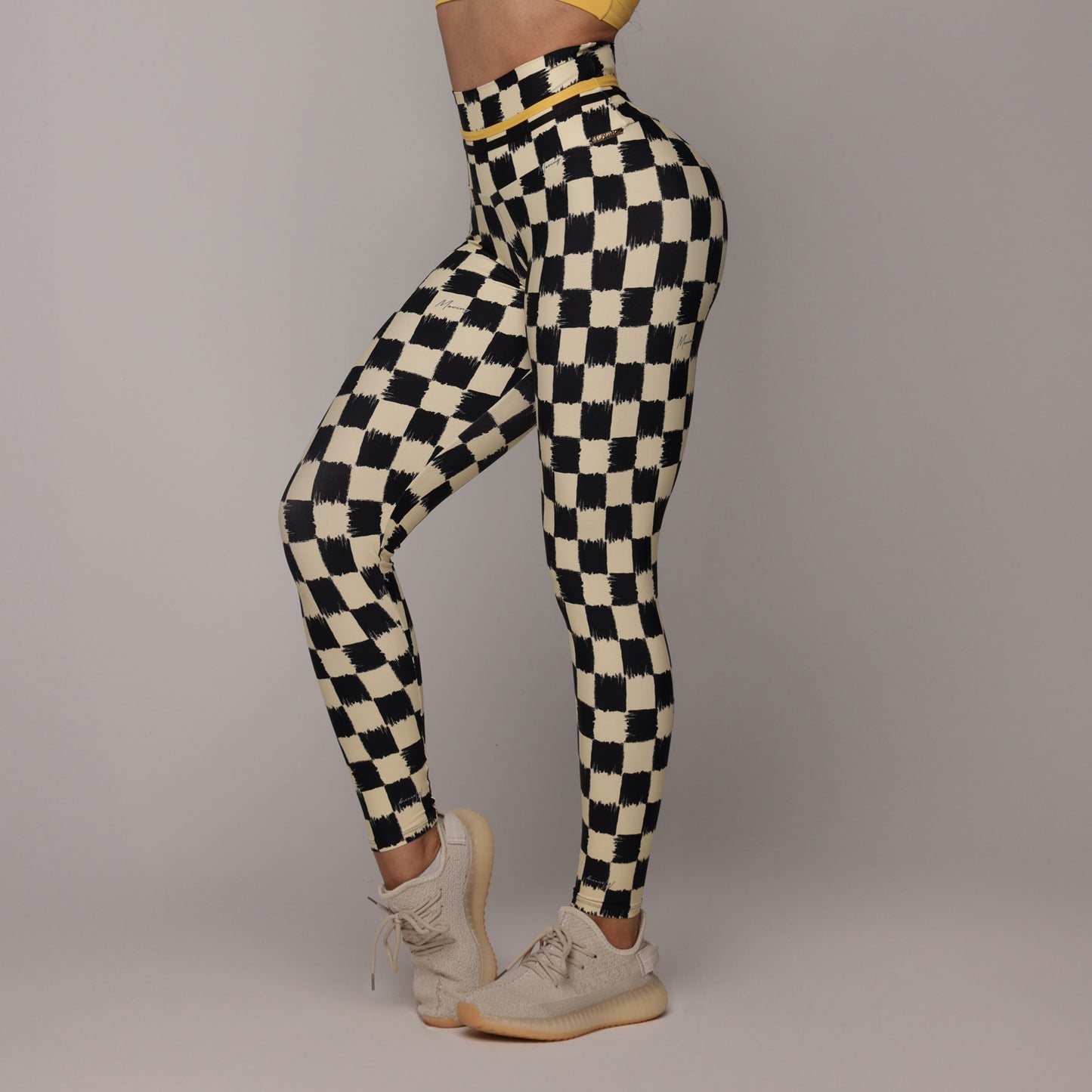 High Speed Legging Brasileño Scrunch & Crop Top Amarilla