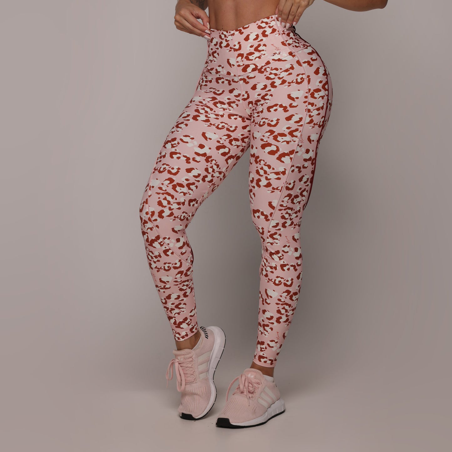 Blush Wild Legging Brasileño & Crop Top