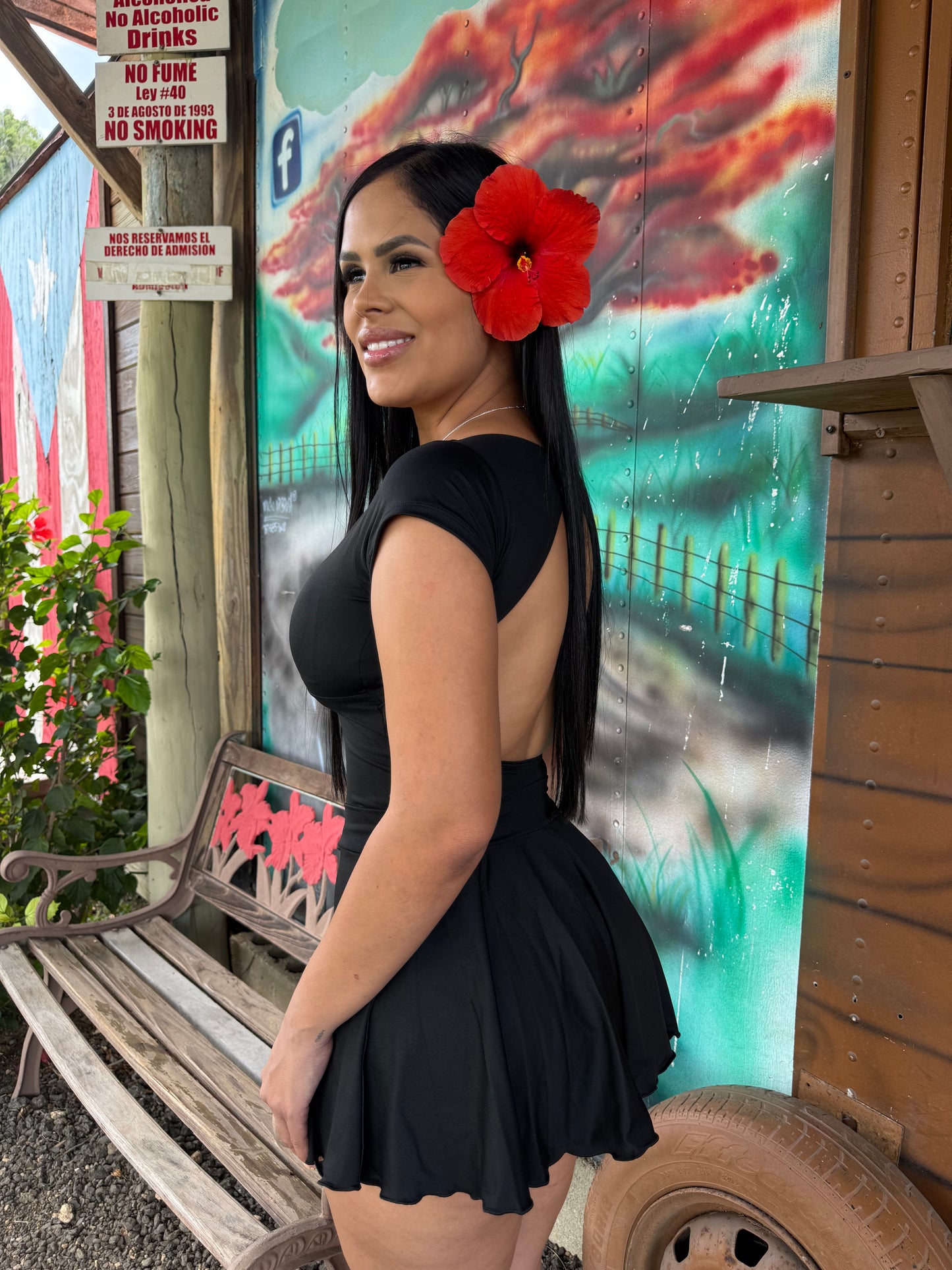 Kym Traje Brasileño Negro con Pantalón