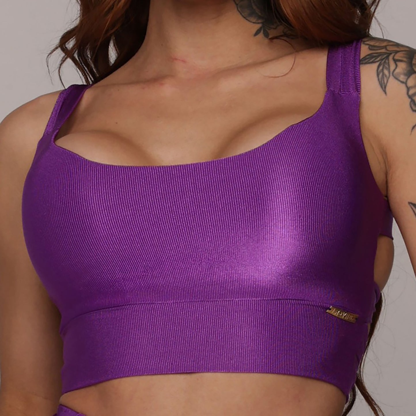 Legging de Compresión Negro & Líneas Neones Brasileño (5 Estrellas) & Crop Top Violeta