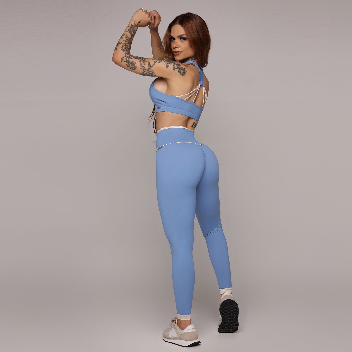 Baby Blue Legging Brasileño Scrunch & Crop Top