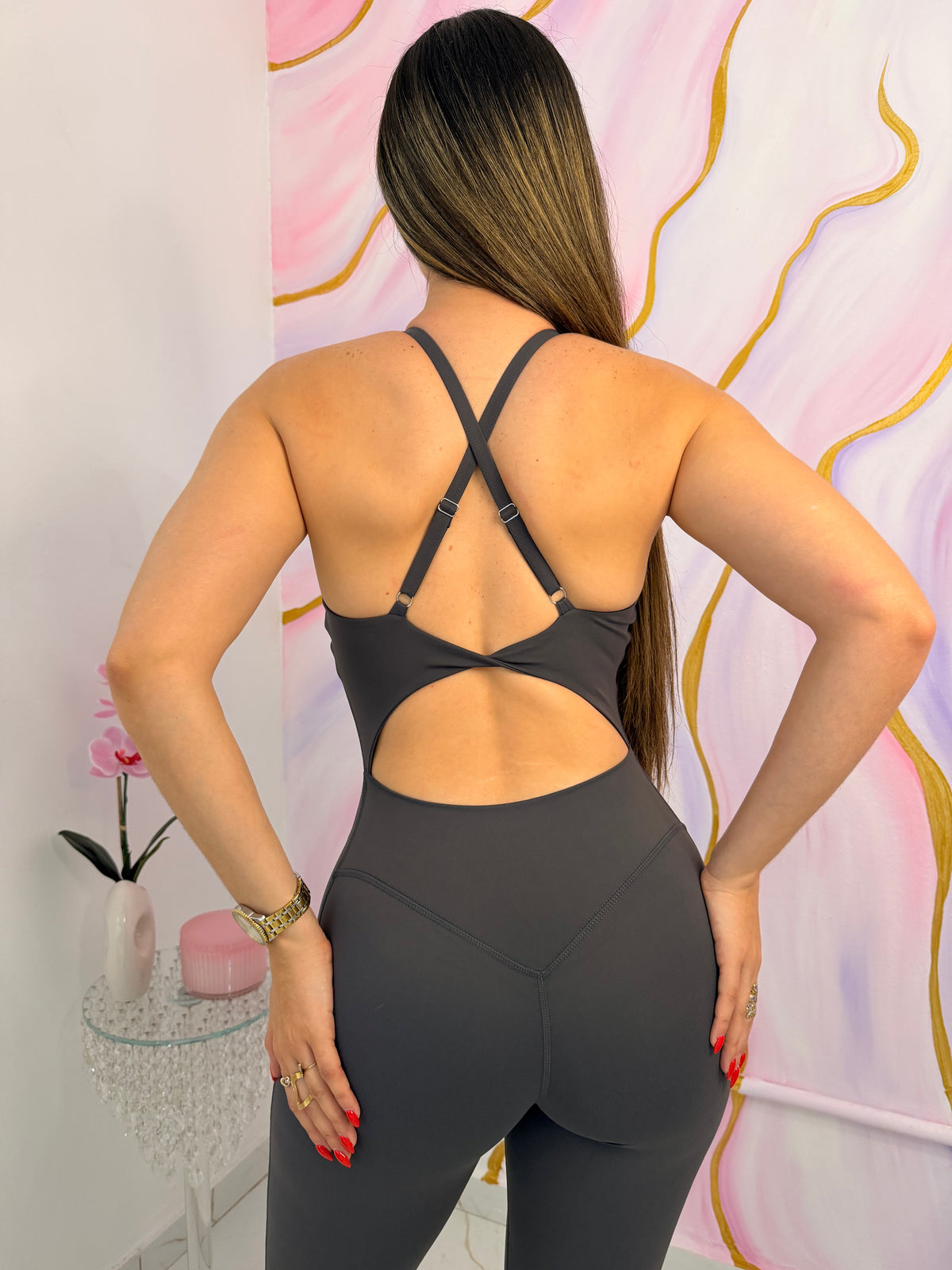 Elevate Enterizo Gris con Tiras Ajustables