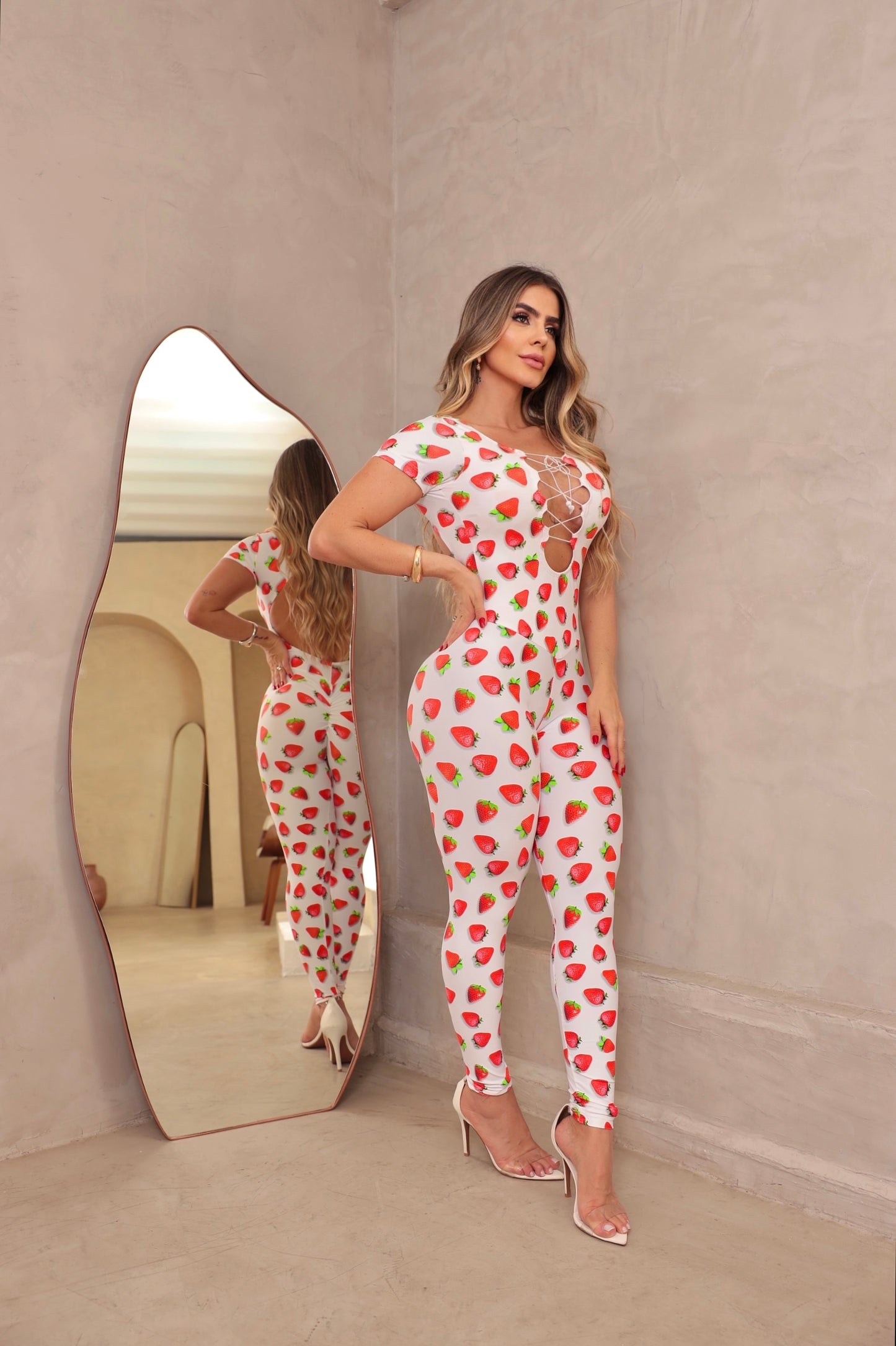 Fresh Strawberry’s Enterizo Brasileño Scrunch
