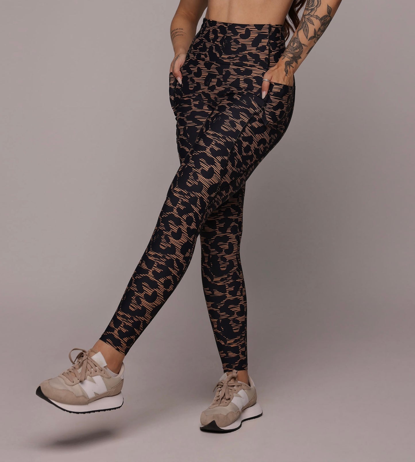Fierce Legging Brasileño with Pockets & Crop Top