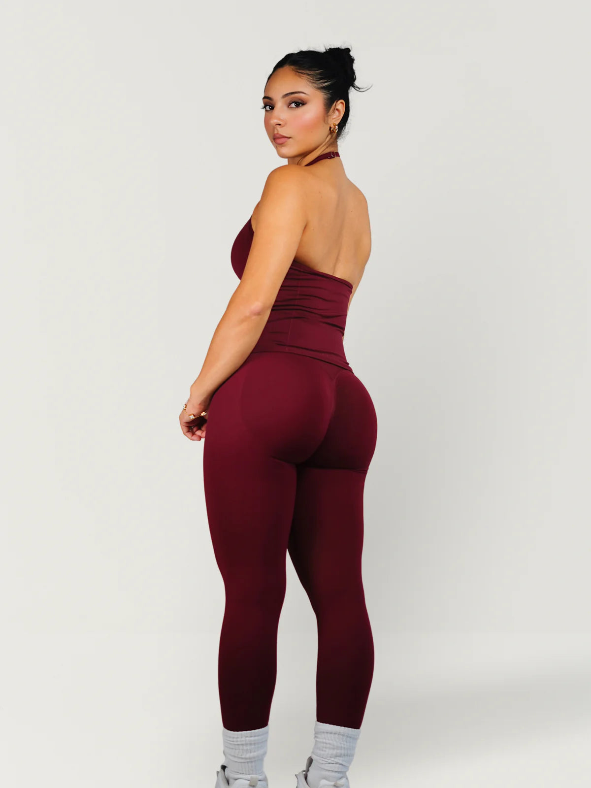 Sculpt Seamless Red Cherry Legging & Holter Top
