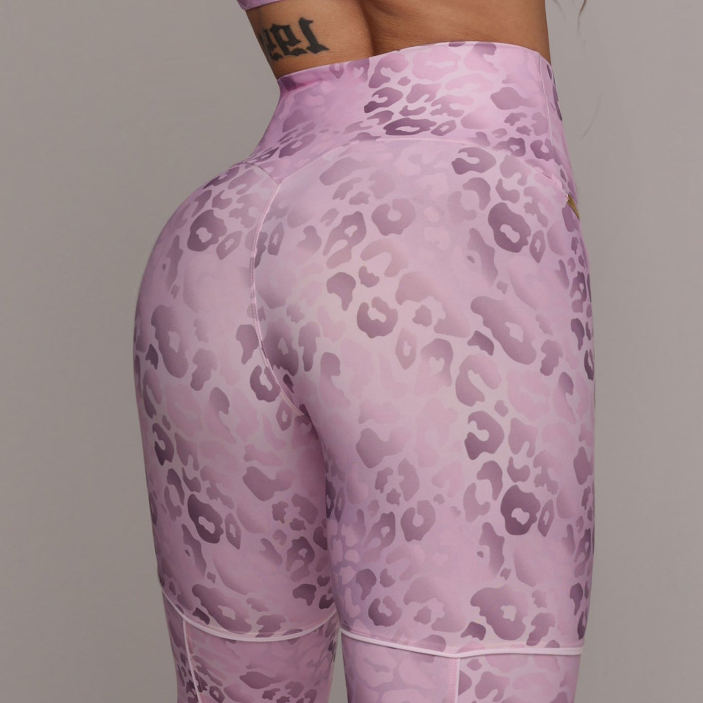 Pink Panther Legging Brasileño Scrunch & Crop Top